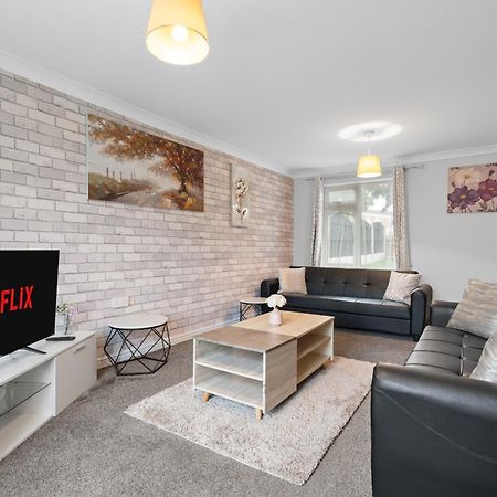 A Charming 3 Bed Home Next To Nec And Birmingham International Airport Marston Green Εξωτερικό φωτογραφία