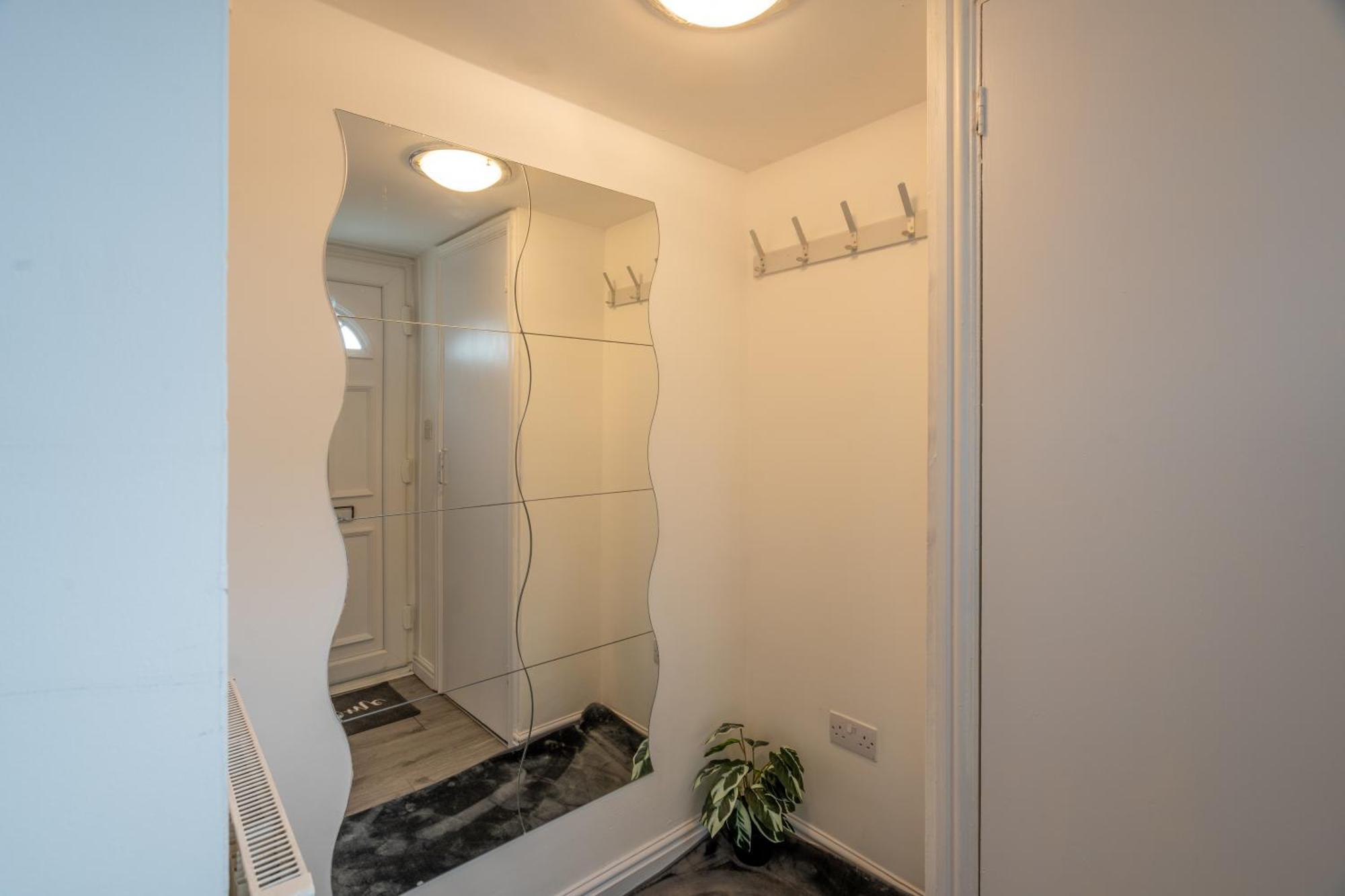 A Charming 3 Bed Home Next To Nec And Birmingham International Airport Marston Green Εξωτερικό φωτογραφία
